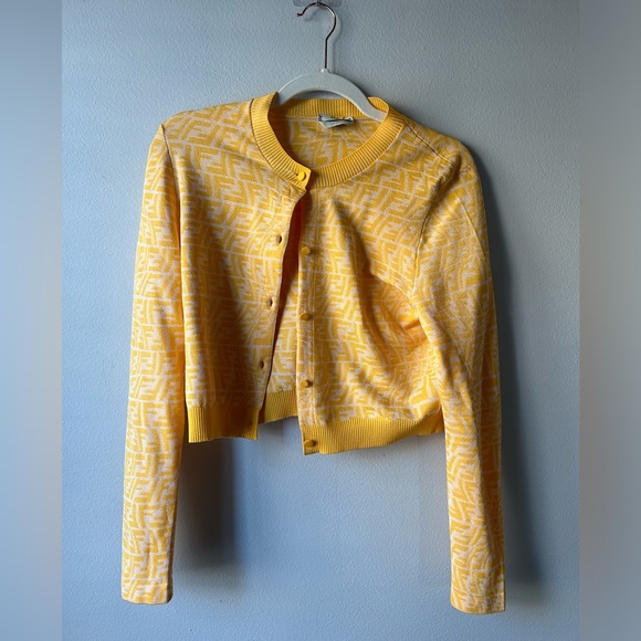 Fendi FF Vertigo Print Cropped Cardigan in Yellow Viscose Size 44 - Picture 2 of 11